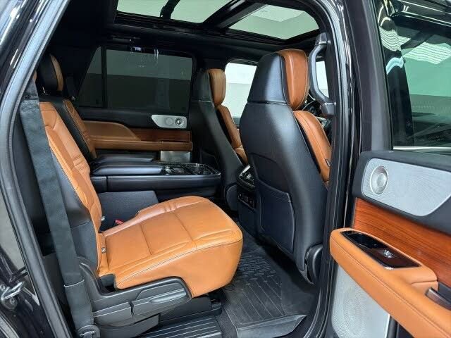 Used 2019 Lincoln Navigator L Reserve AWD/4WD image 44