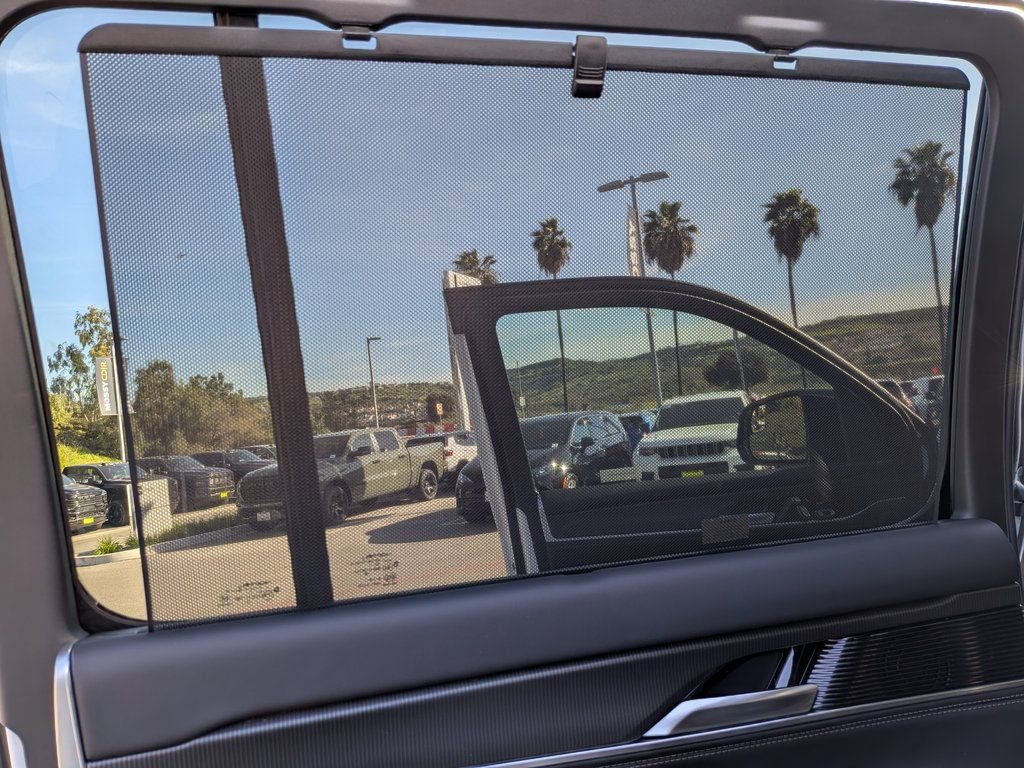 New 2026 Jeep Grand Wagoneer Summit image 48