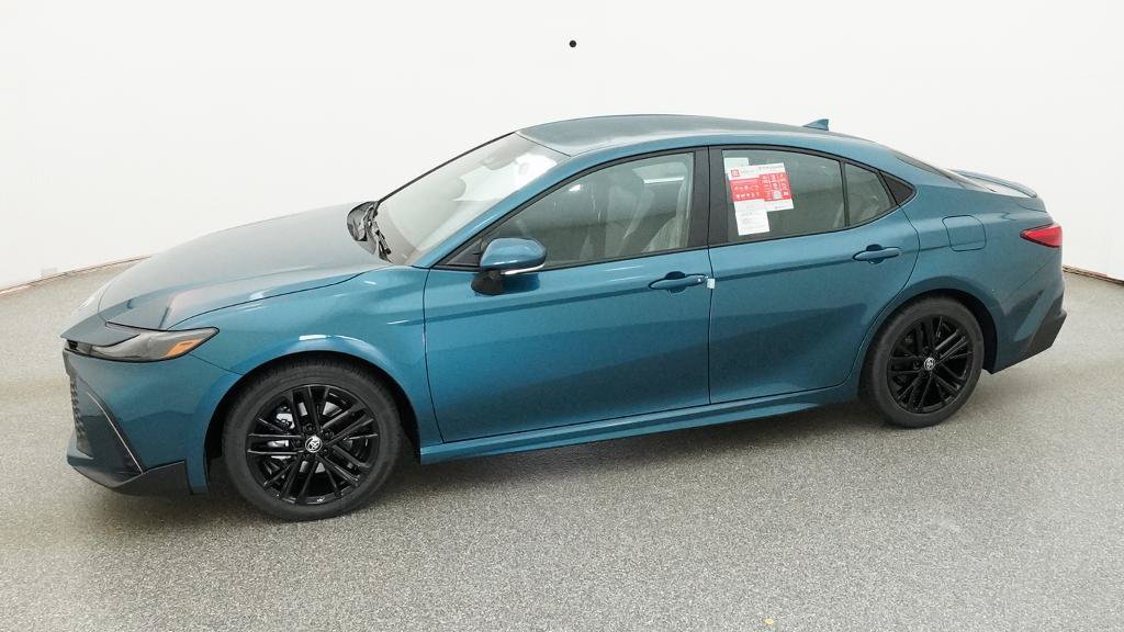 New 2026 Toyota Camry SE FWD image 5