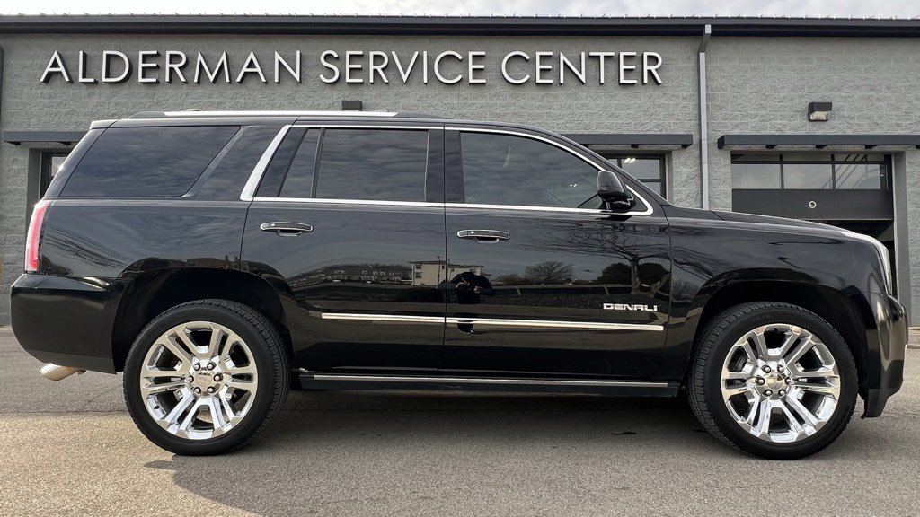 Used 2019 GMC Yukon Denali w/ Denali Ultimate Package image 9