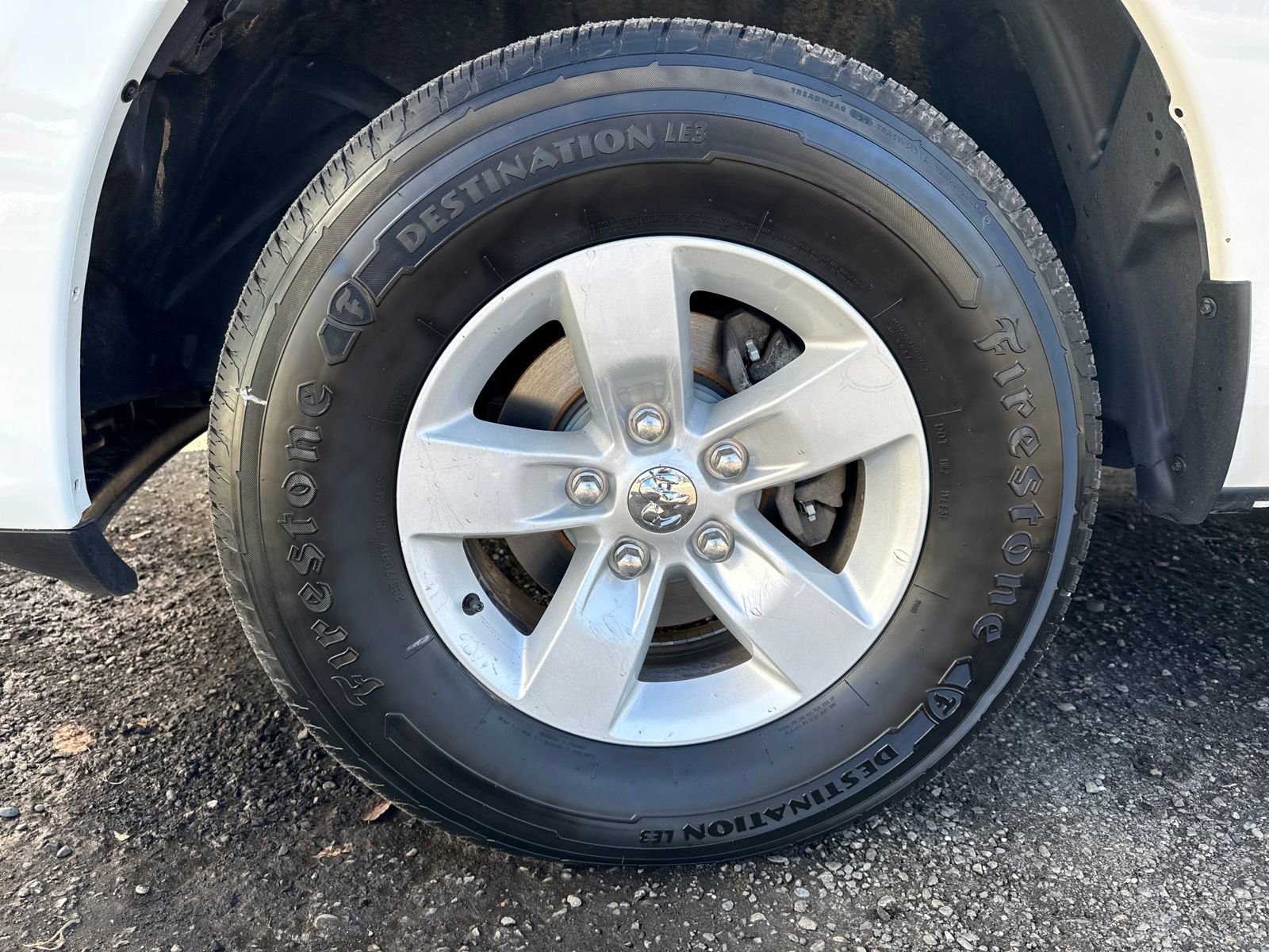 Used 2017 RAM 1500 Express image 27