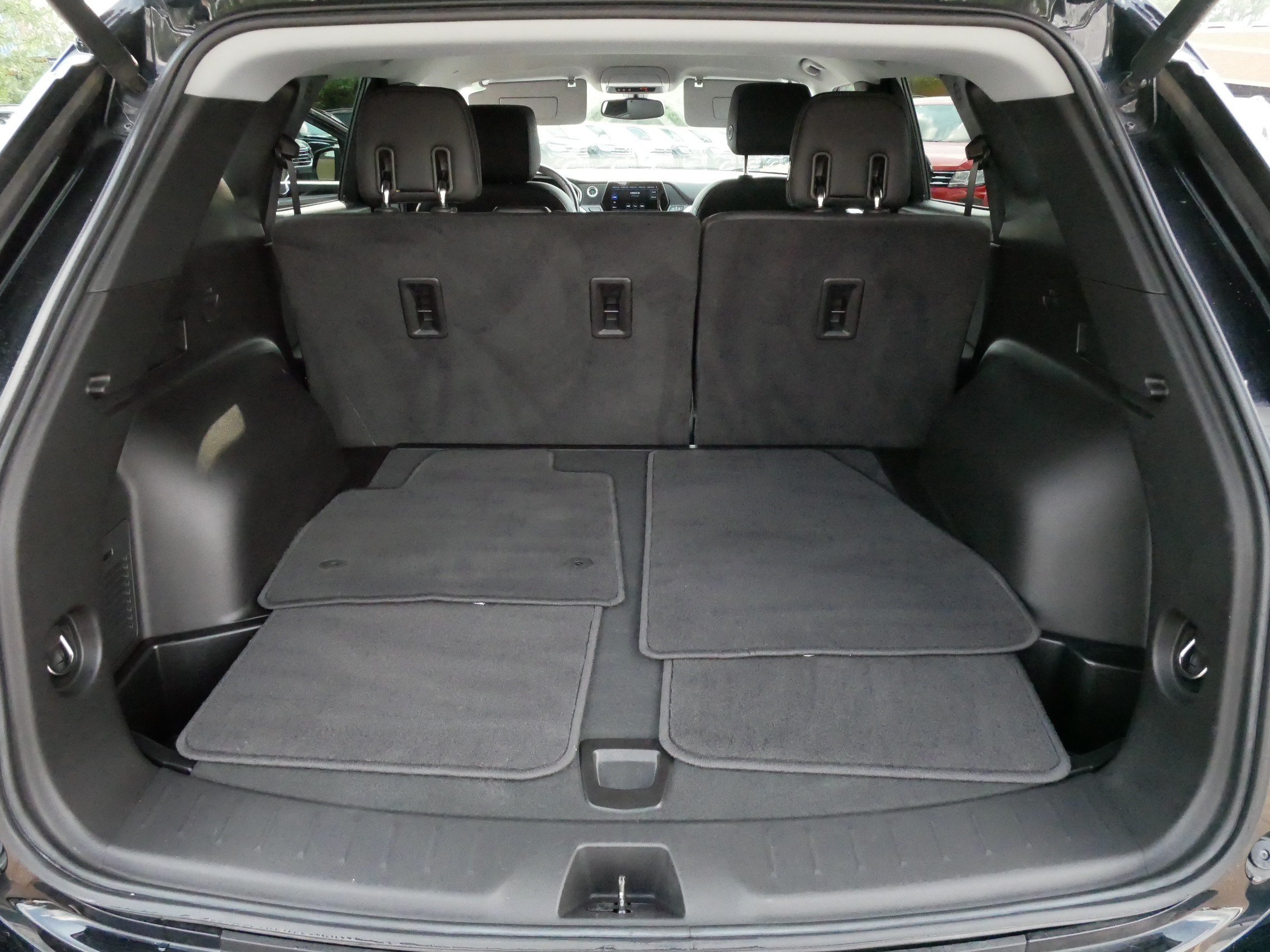 Used 2019 Chevrolet Blazer LT AWD/4WD image 18