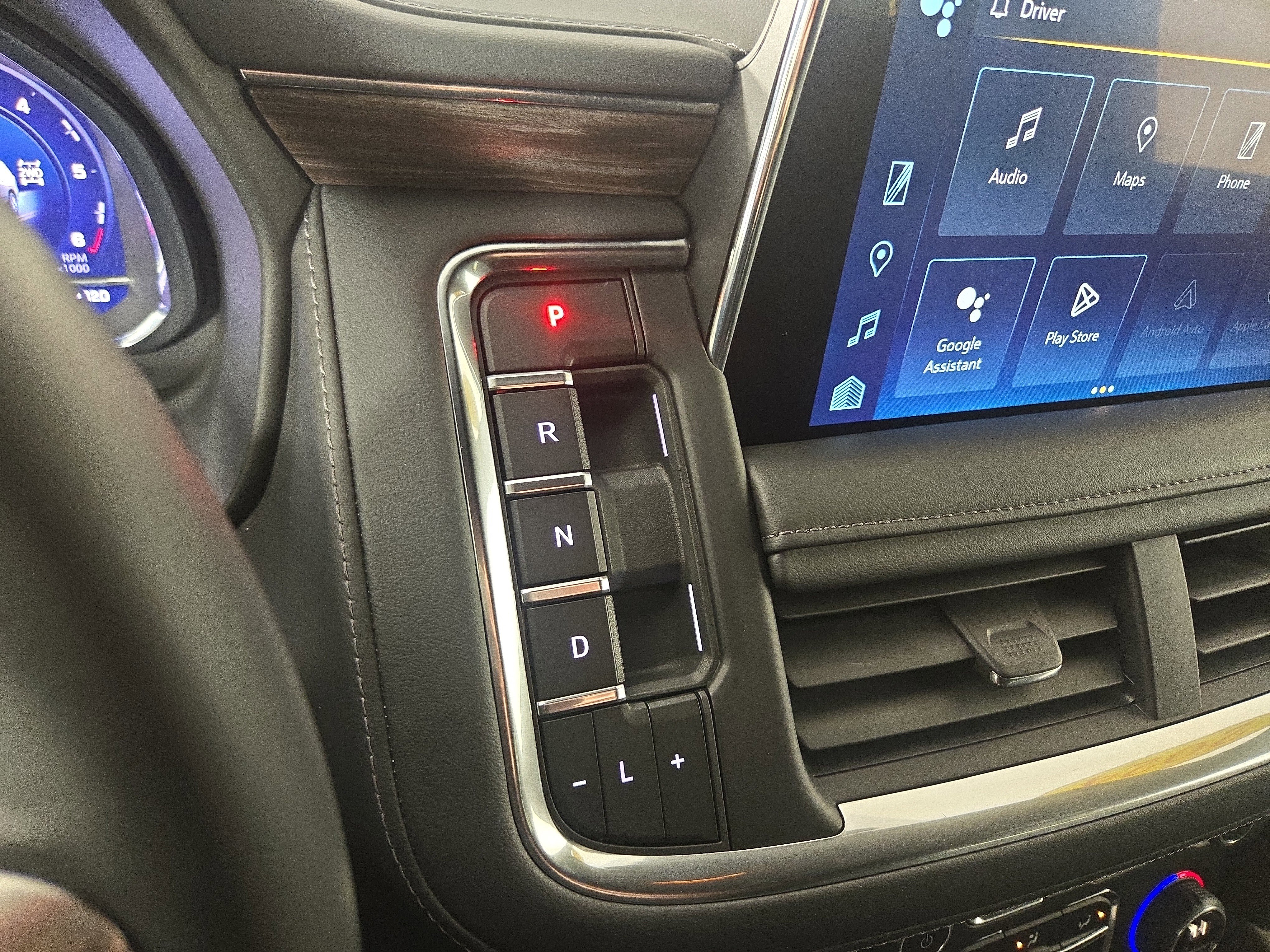 Used 2024 Chevrolet Tahoe LT image 24