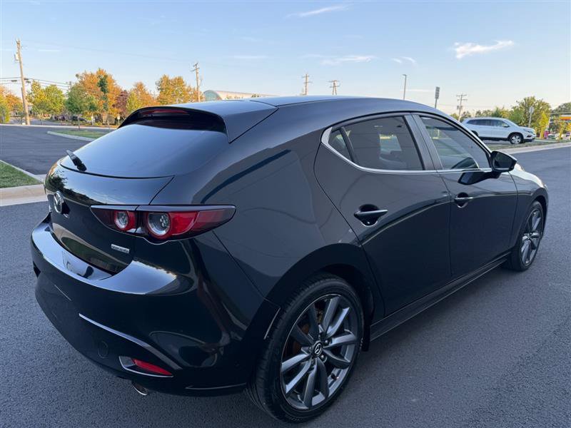 Used 2019 MAZDA MAZDA3 Hatchback FWD image 21