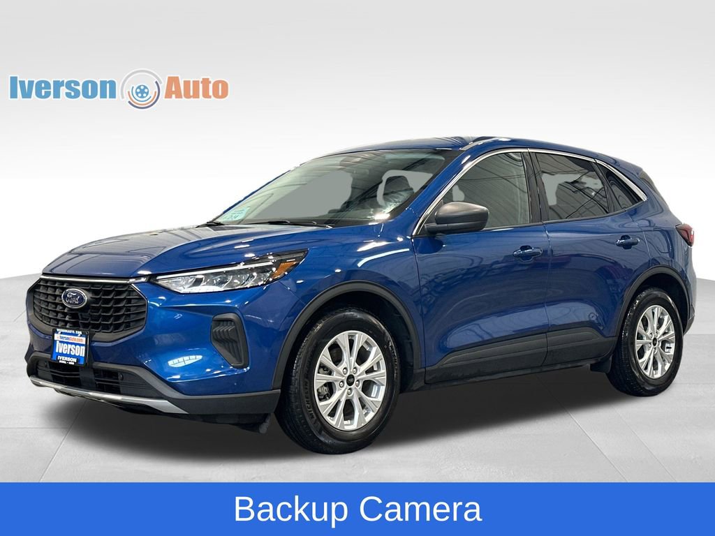Used 2023 Ford Escape Active w/ Cold Weather Package FWD image 5
