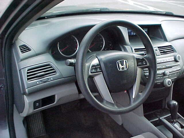 Used 2010 Honda Accord LX image 21