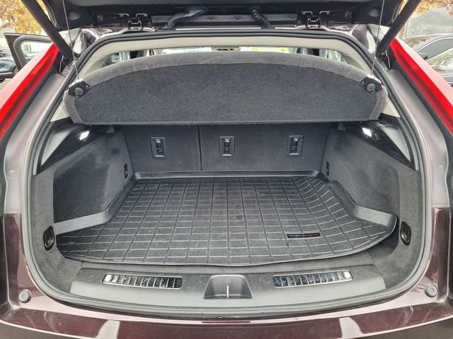 Used 2020 Cadillac XT4 Premium Luxury w/ Technology Package image 26