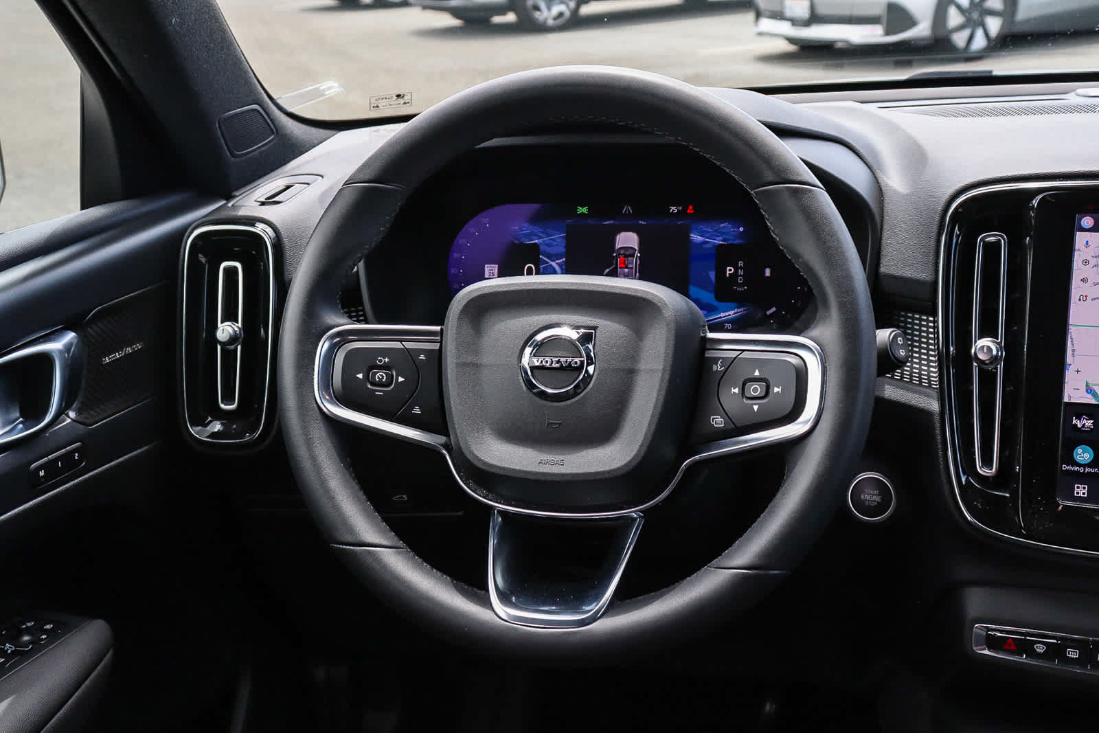 Used 2023 Volvo XC40 B5 Ultimate AWD/4WD image 19