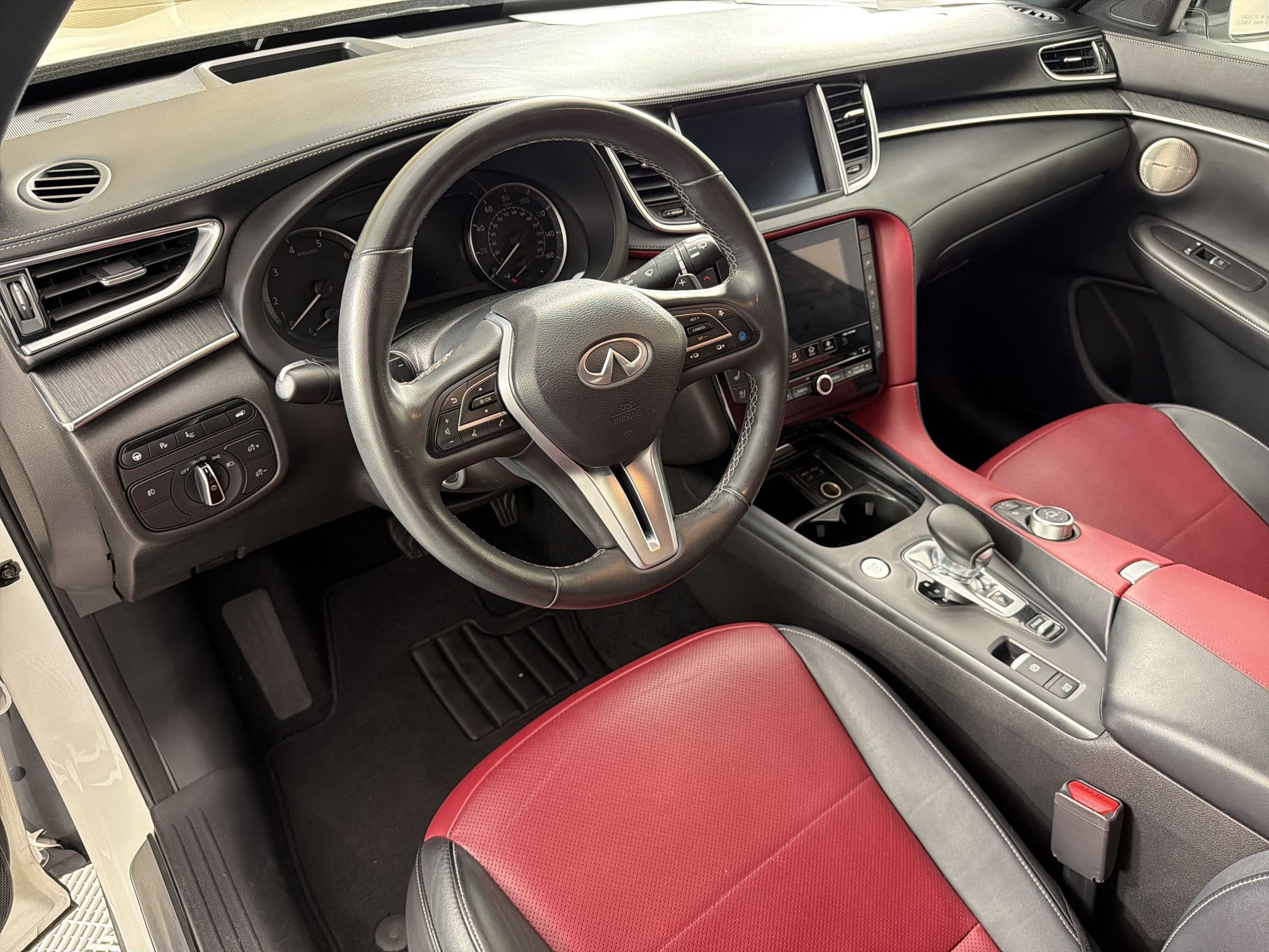 Used 2022 INFINITI QX55 Sensory w/ Lighting Package image 4