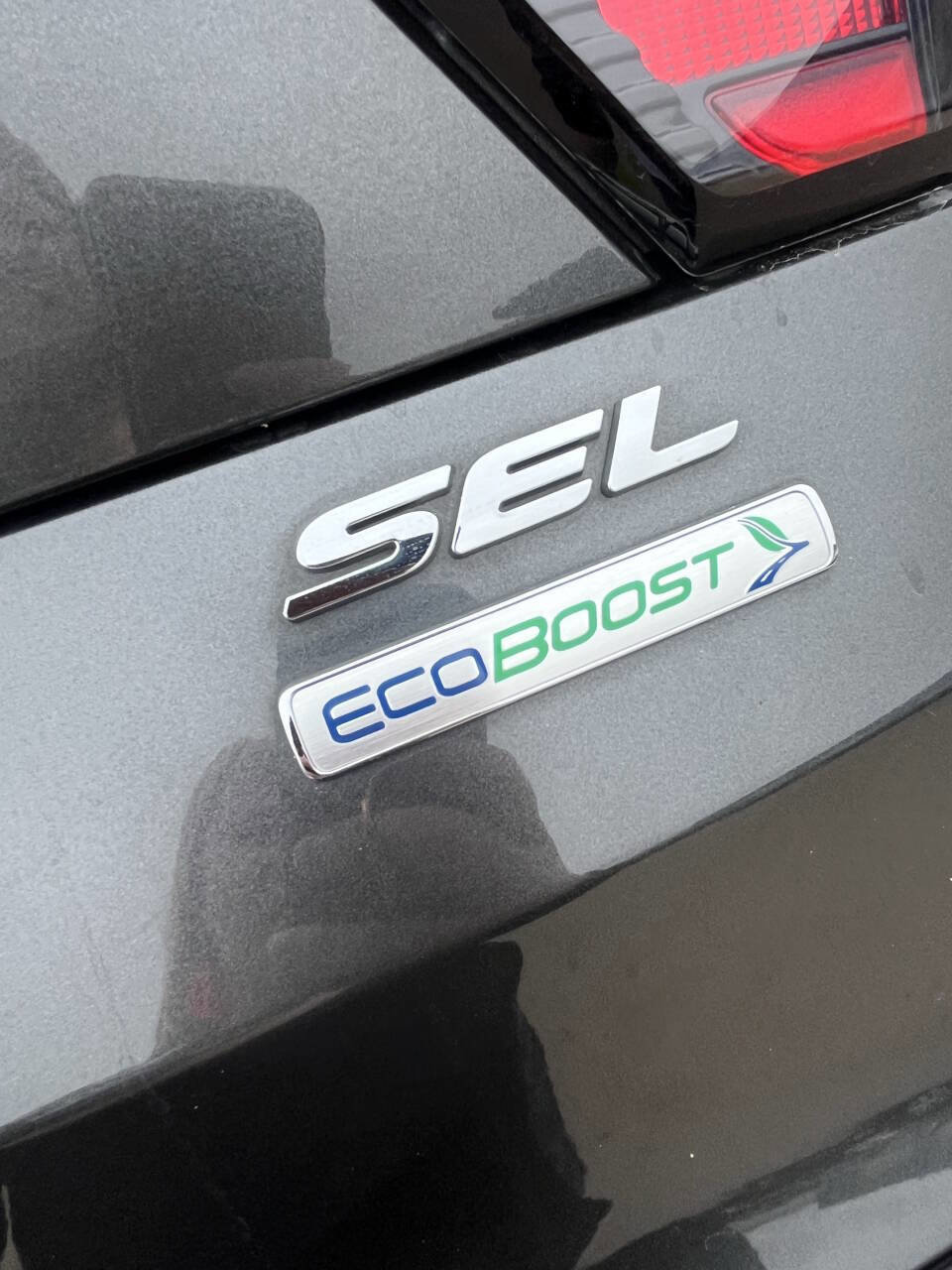 Used 2018 Ford Escape SEL image 23