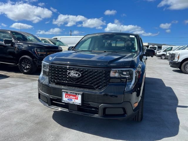New 2025 Ford Maverick Lariat w/ Black Appearance Package