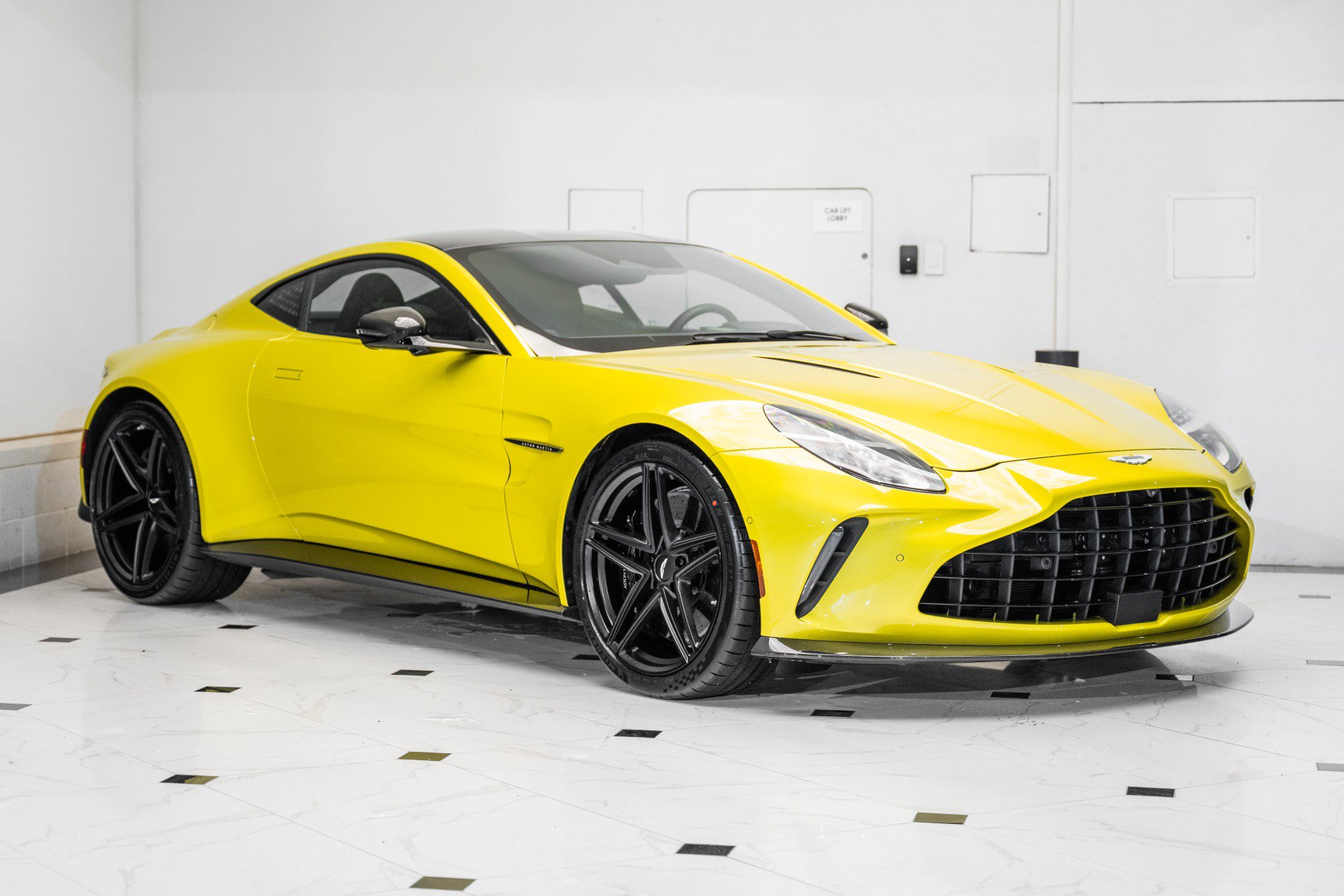 Used 2025 Aston Martin V8 Vantage Coupe