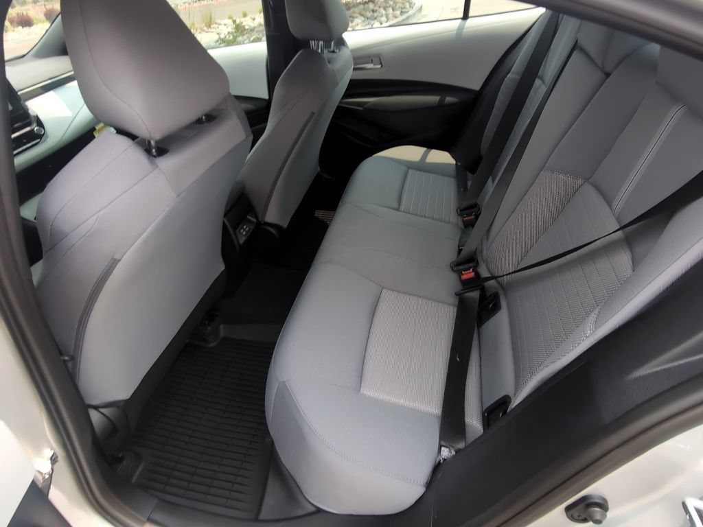 Used 2026 Toyota Corolla SE FWD image 19