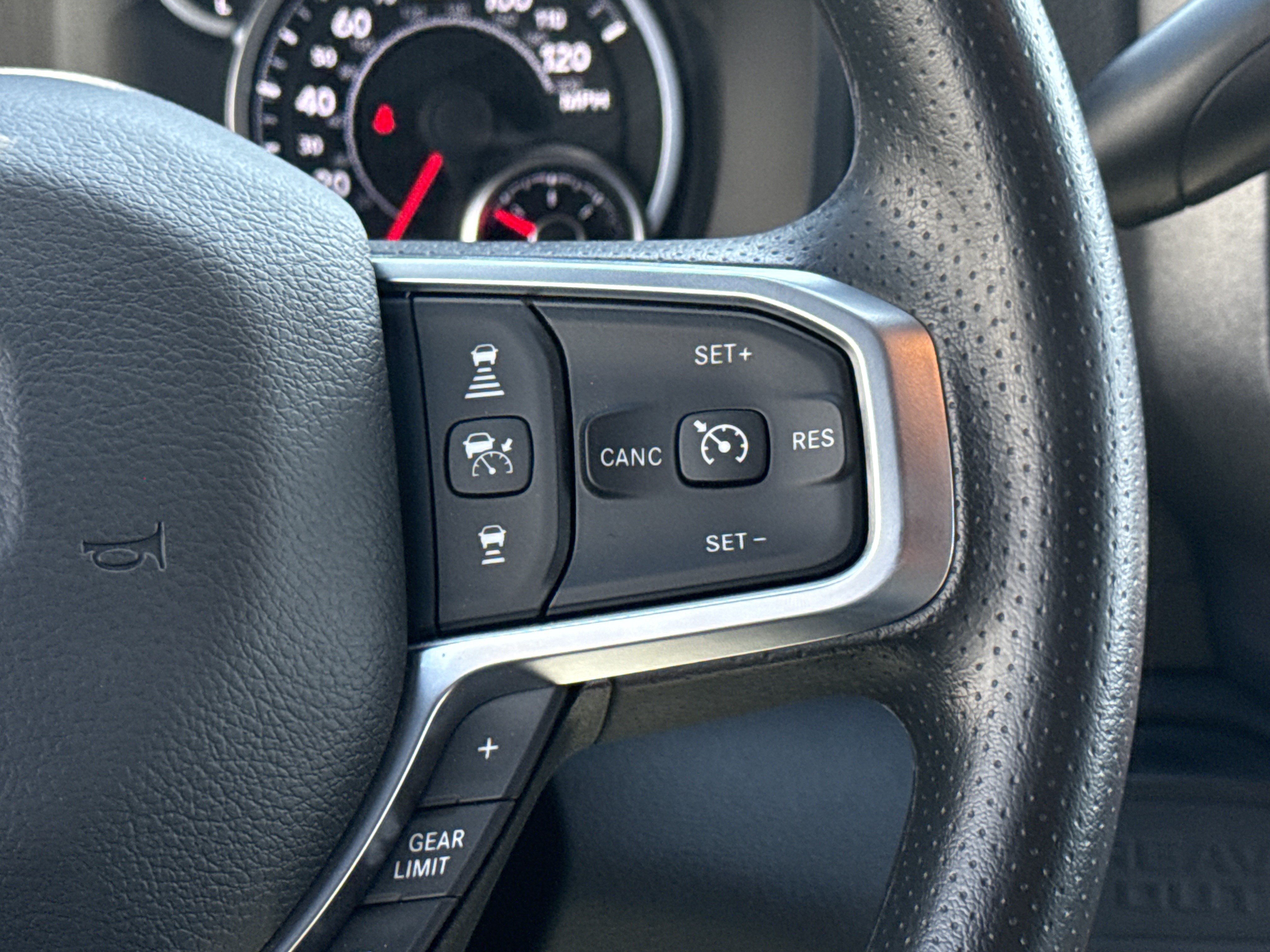 New 2026 RAM 5500 Tradesman AWD/4WD image 17