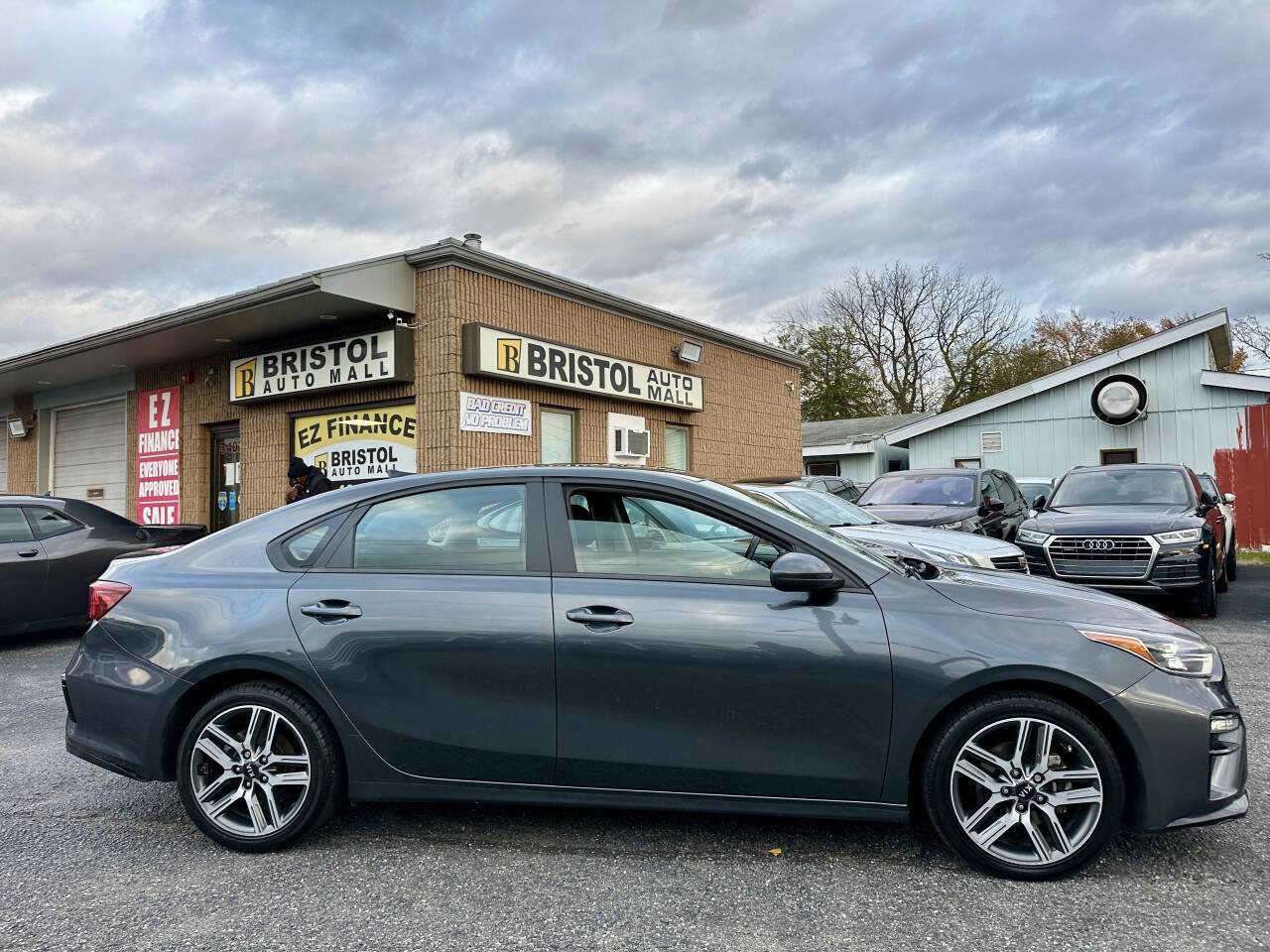 Used 2019 Kia Forte S w/ S Premium Package image 8