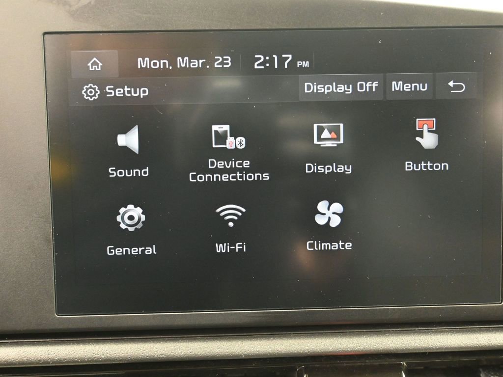 Used 2023 Kia Niro LX image 23