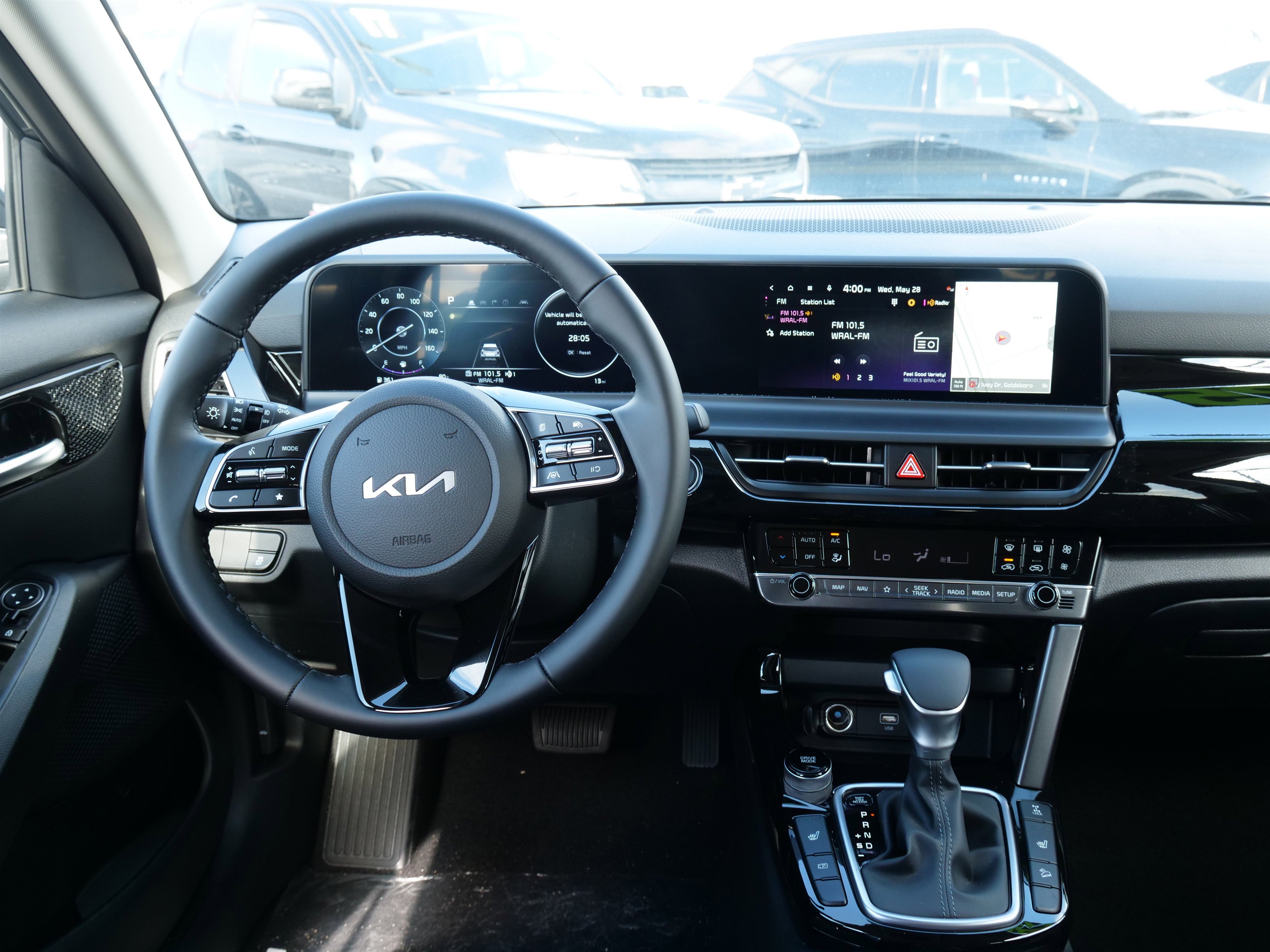 New 2025 Kia Seltos X-Line image 17