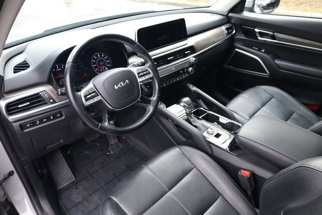 Used 2022 Kia Telluride EX w/ EX Premium Package image 12