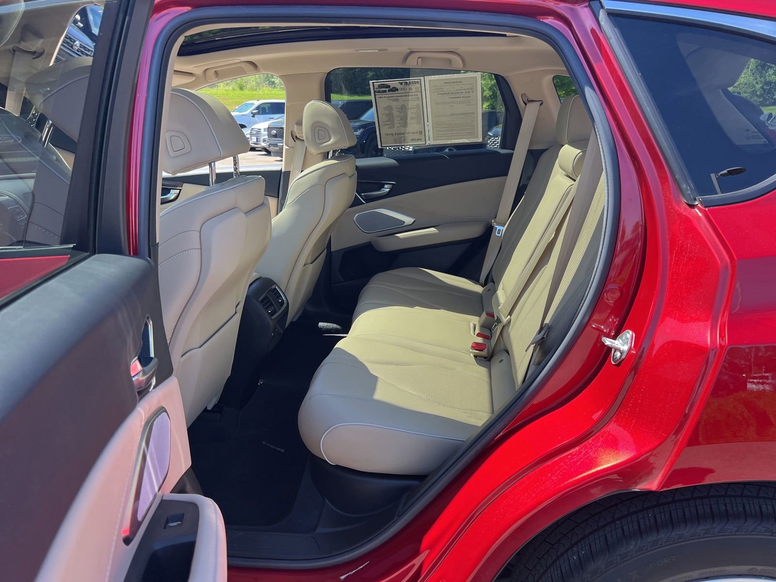 Used 2024 Acura RDX SH-AWD w/ Advance Package image 32