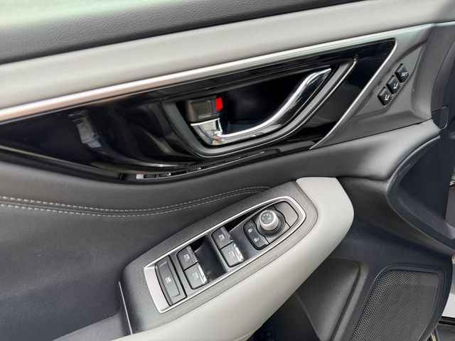 Used 2024 Subaru Outback Limited AWD/4WD image 10