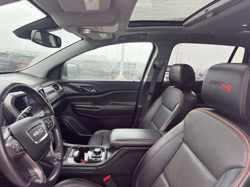 Used 2022 GMC Acadia AT4 w/ Technology Package AWD/4WD image 26