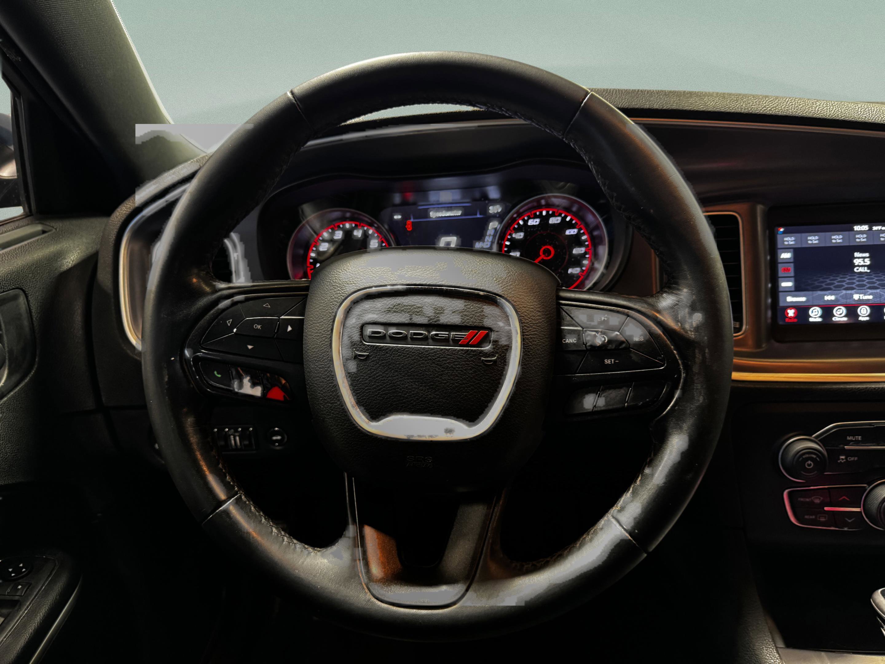 Used 2022 Dodge Charger SXT w/ Driver Convenience Group image 18