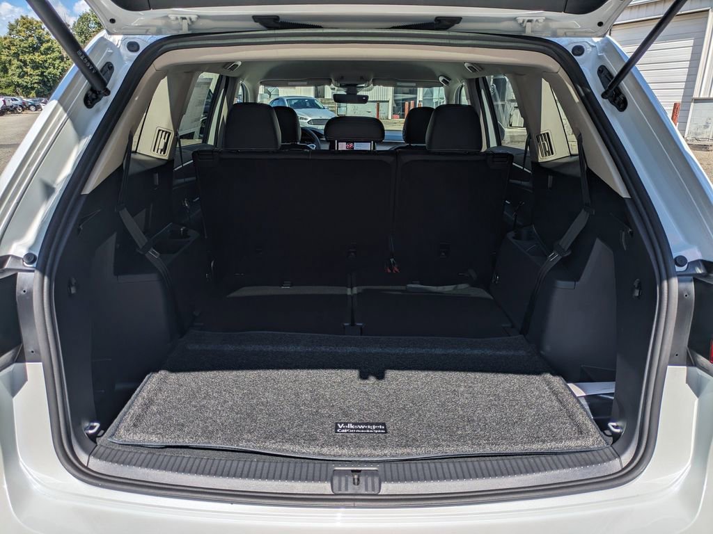 New 2026 Volkswagen Atlas SE image 13