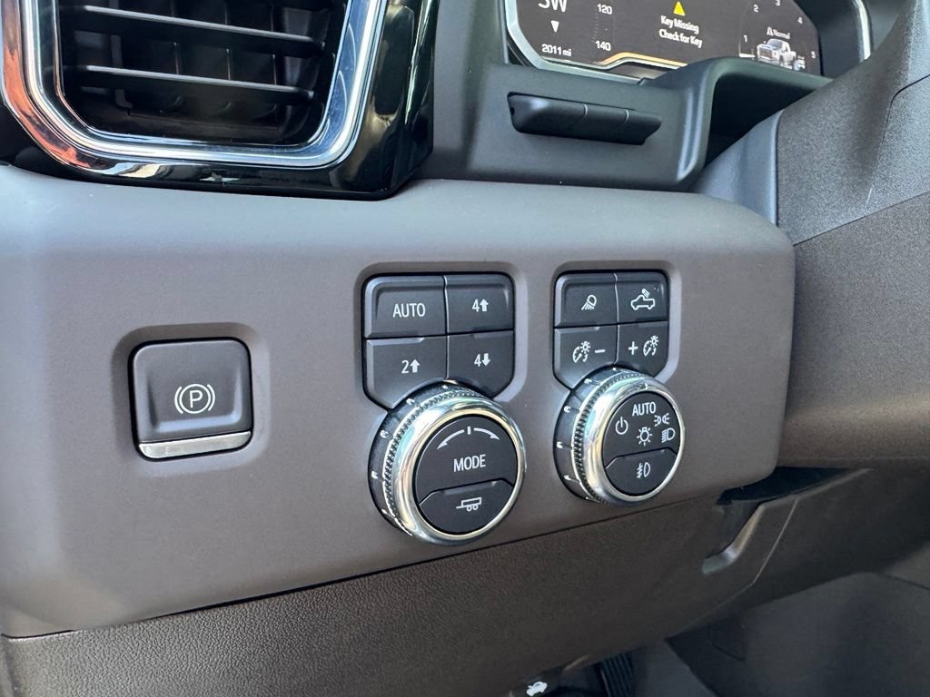 Certified 2024 GMC Sierra 2500 Denali w/ Denali Reserve Package AWD/4WD image 16