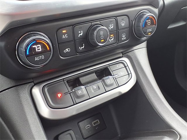 Used 2023 GMC Acadia SLE w/ Driver Convenience Package image 10