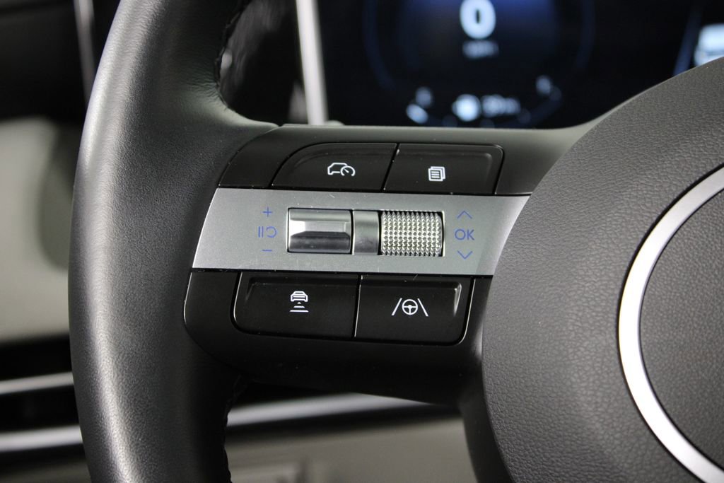 Certified 2025 Hyundai Tucson Limited image 27