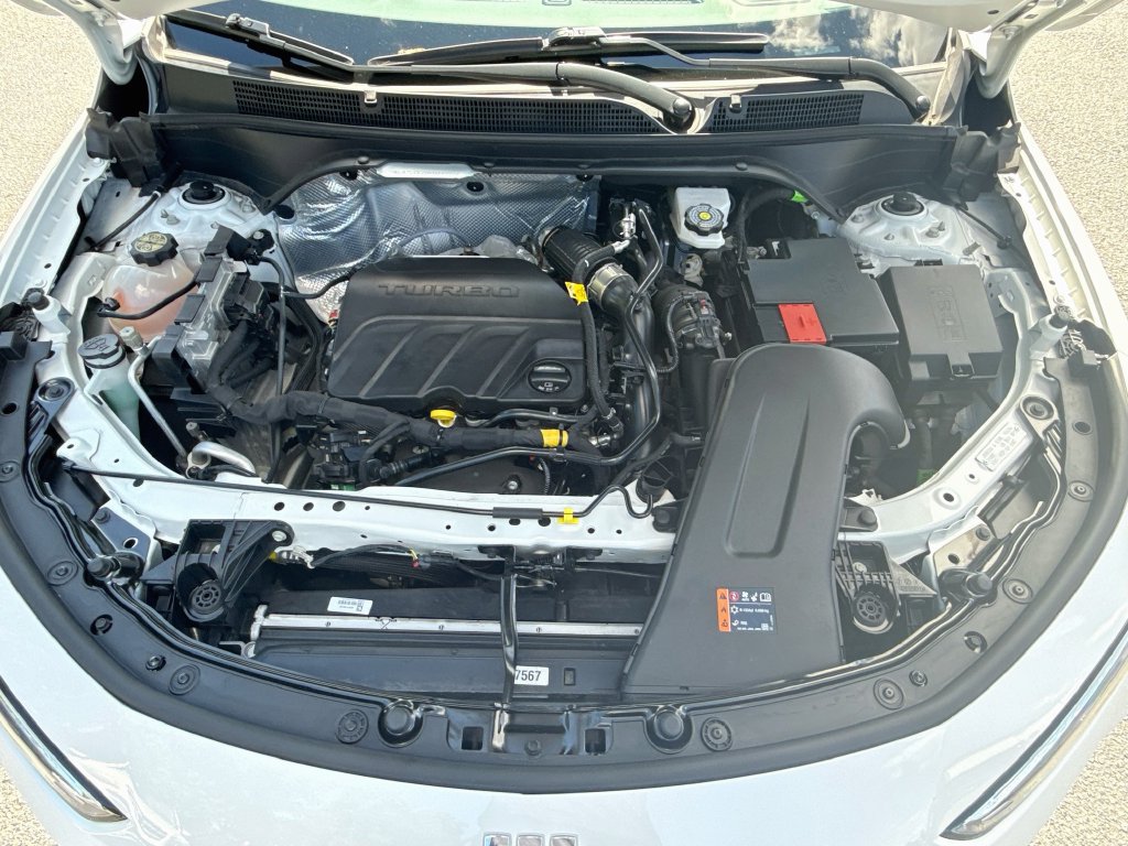 Used 2024 Buick Envista Avenir FWD image 36