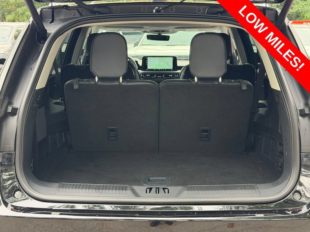 Used 2025 Lincoln Aviator Reserve AWD/4WD image 24