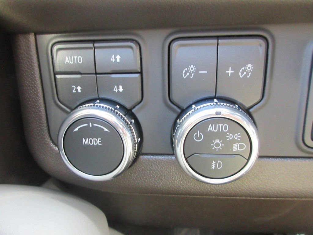 New 2026 GMC Yukon Elevation w/ Elevation Premium Package image 18