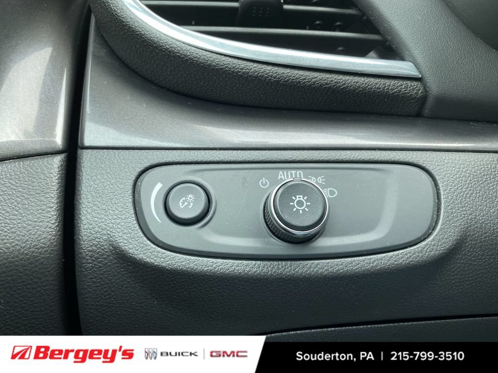 Certified 2020 Buick Encore Preferred FWD image 21