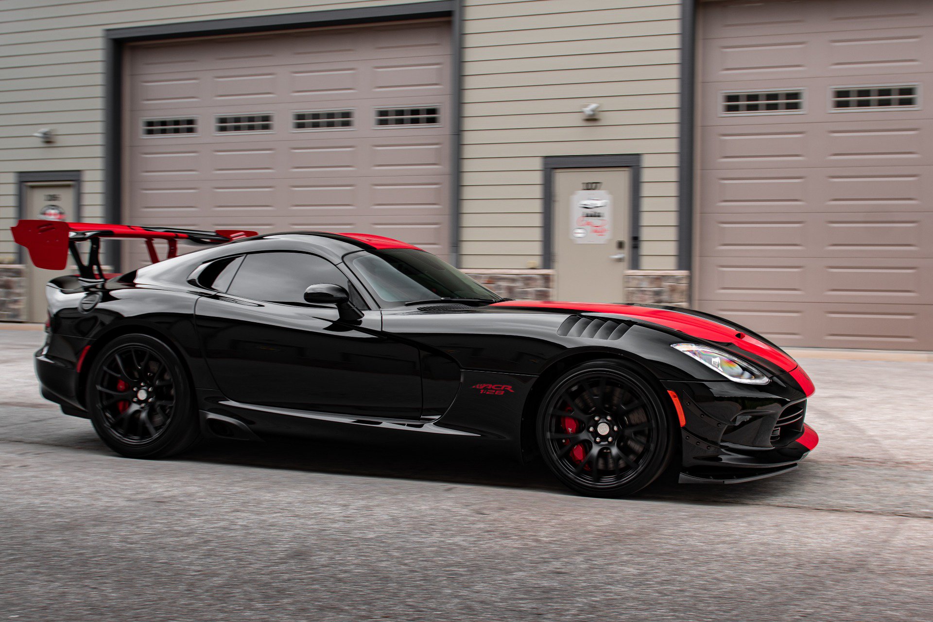Used 2017 Dodge Viper GTC w/ ACR Package RWD image 13