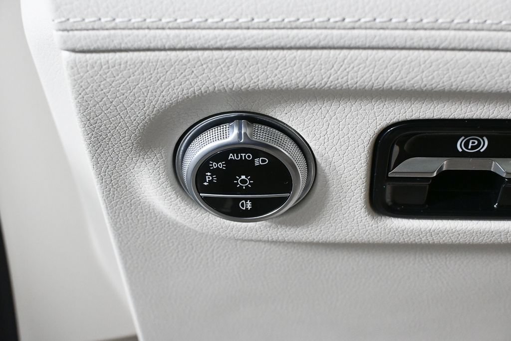 Certified 2023 Mercedes-Benz EQS 450+ Sedan image 9