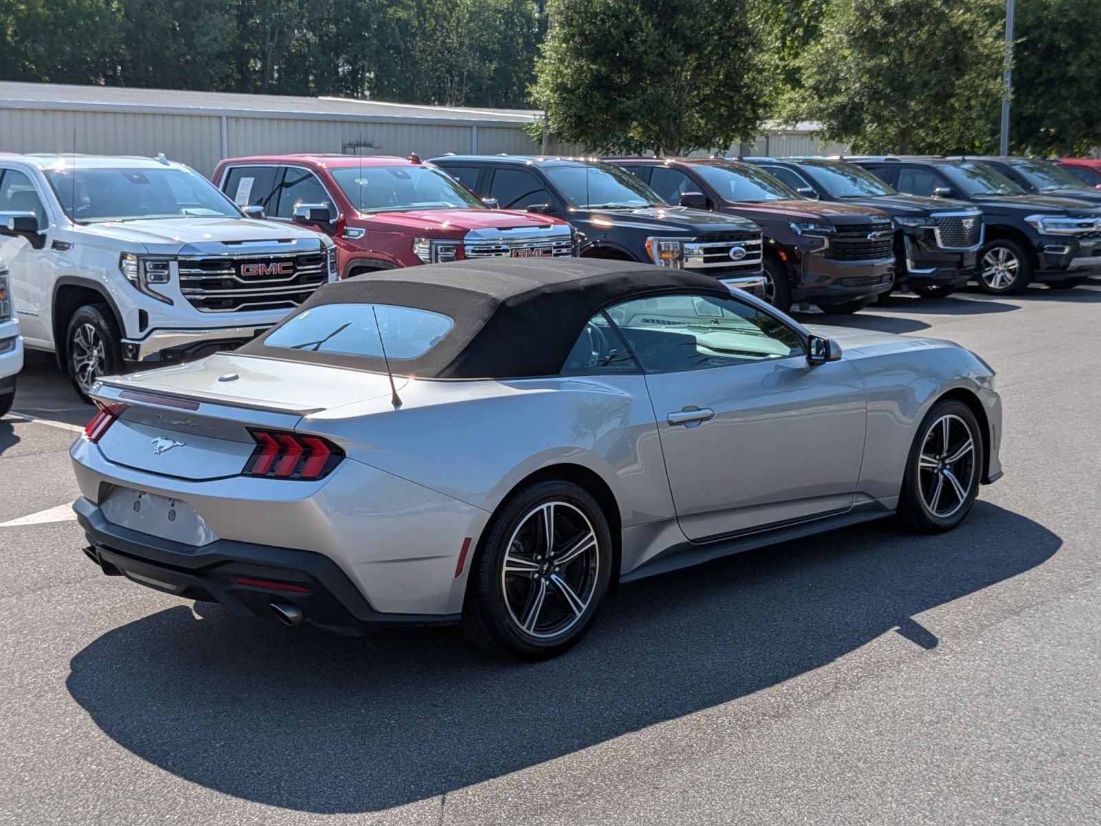 Used 2024 Ford Mustang Premium RWD image 3
