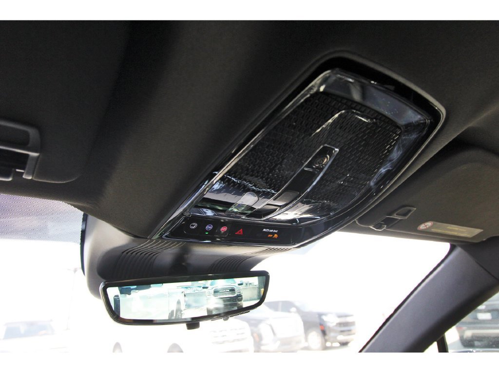 New 2027 Cadillac Vistiq Luxury AWD/4WD image 22