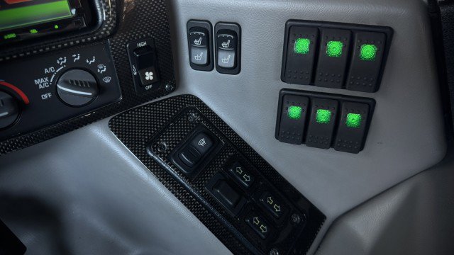 Used 2003 HUMMER H1 4-Door Wagon AWD/4WD image 10