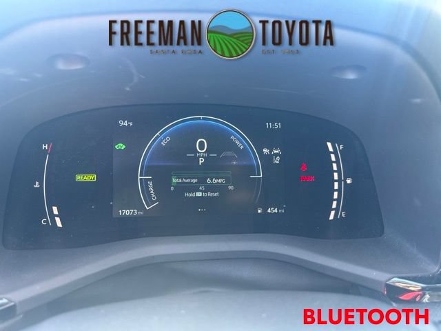 Used 2025 Toyota Camry LE w/ Convenience Package FWD image 8