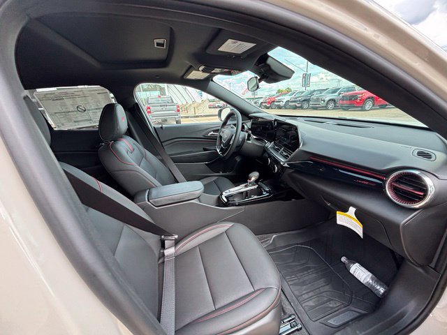 New 2026 Chevrolet Trax RS w/ Sunroof Package FWD image 16