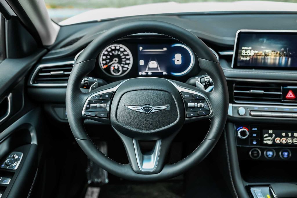 New 2026 Genesis G70 2.5T image 12