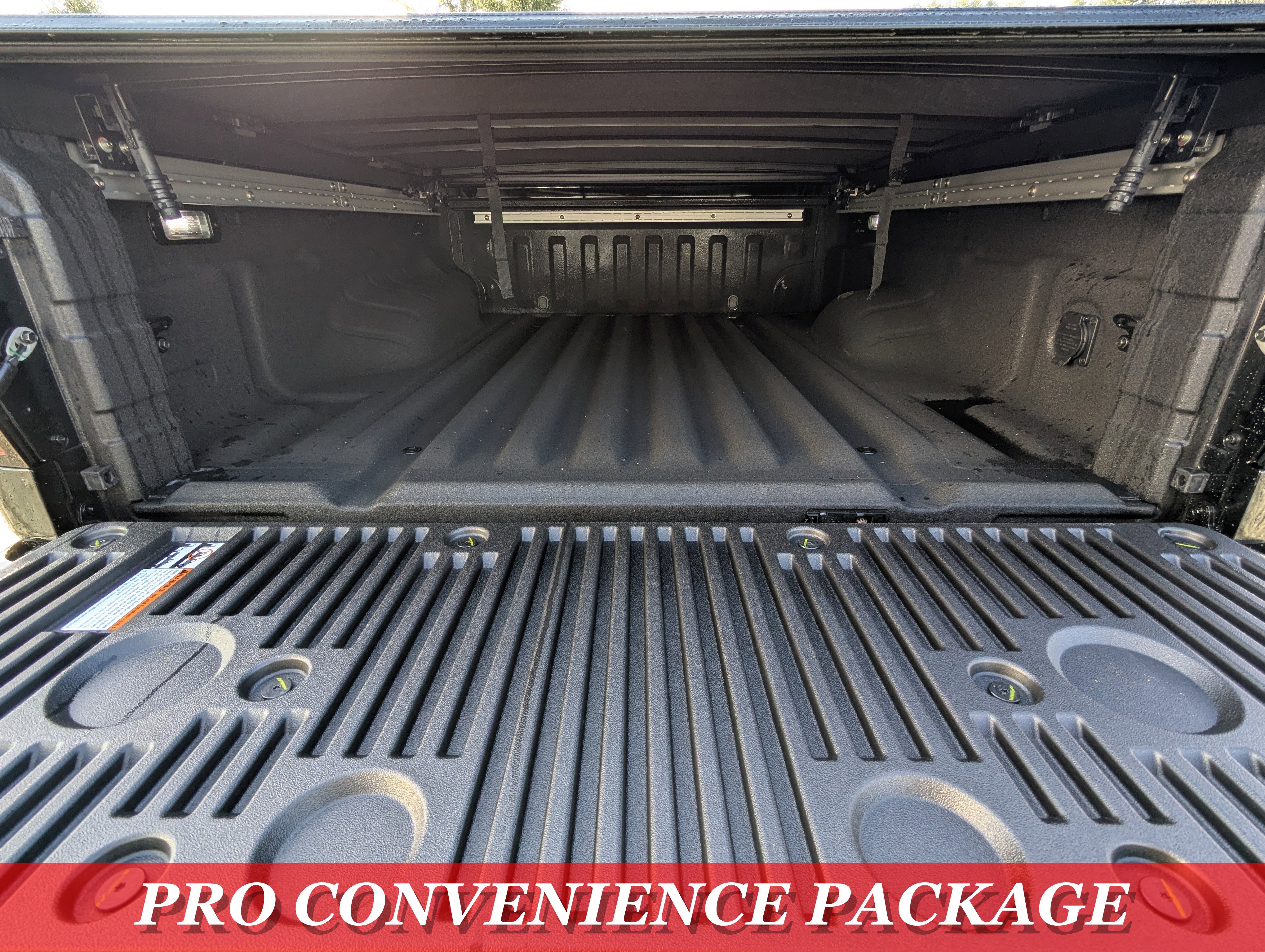 New 2026 Nissan Frontier PRO-4X w/ Pro-4x Convenience Package image 12