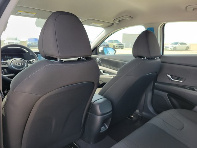 New 2026 Hyundai Elantra SE FWD image 6