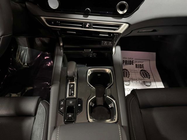 Used 2024 Lexus RX 350 w/ Convenience Package image 19