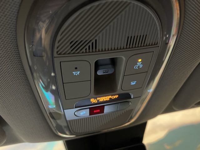 Used 2024 Hyundai Ioniq 5 Limited image 43