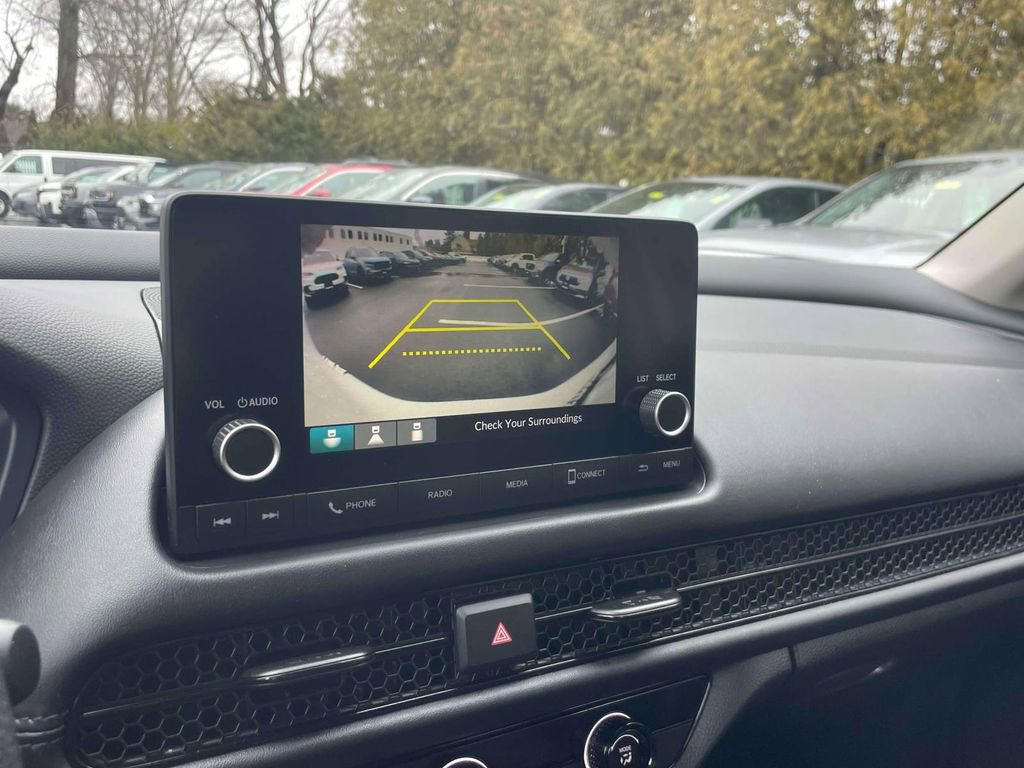 Certified 2025 Honda HR-V LX image 27