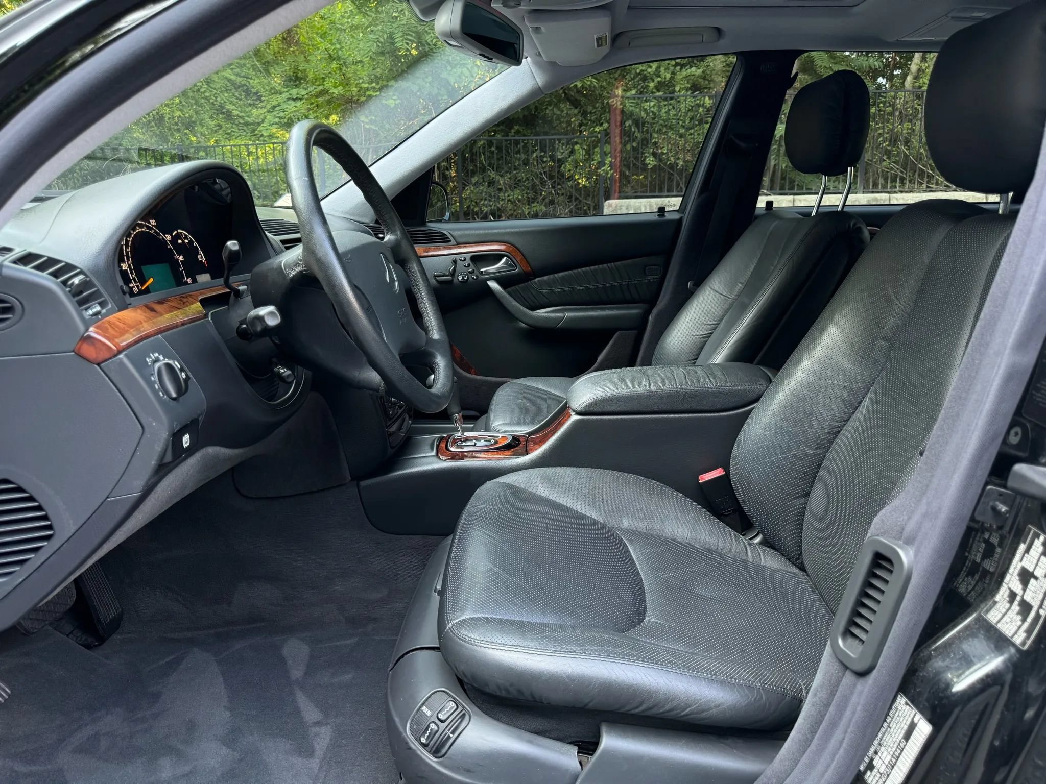 Used 2001 Mercedes-Benz S 55 AMG image 25