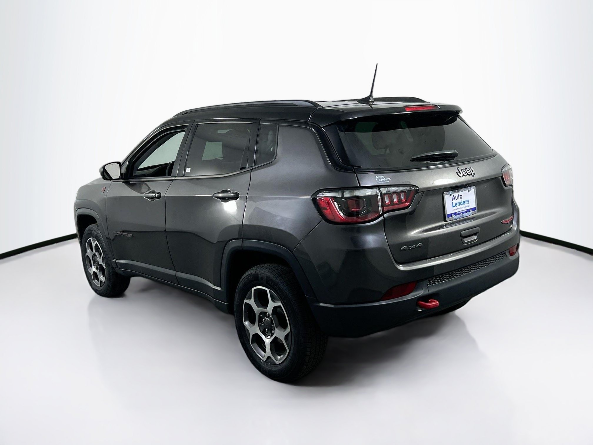 Used 2022 Jeep Compass Trailhawk AWD/4WD image 7