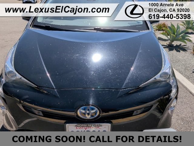 Used 2018 Toyota Prius Three Touring FWD image 2
